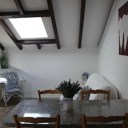 Casa Gialla Gordola