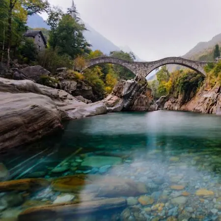 Casa Gialla Сasa de vacaciones Gordola